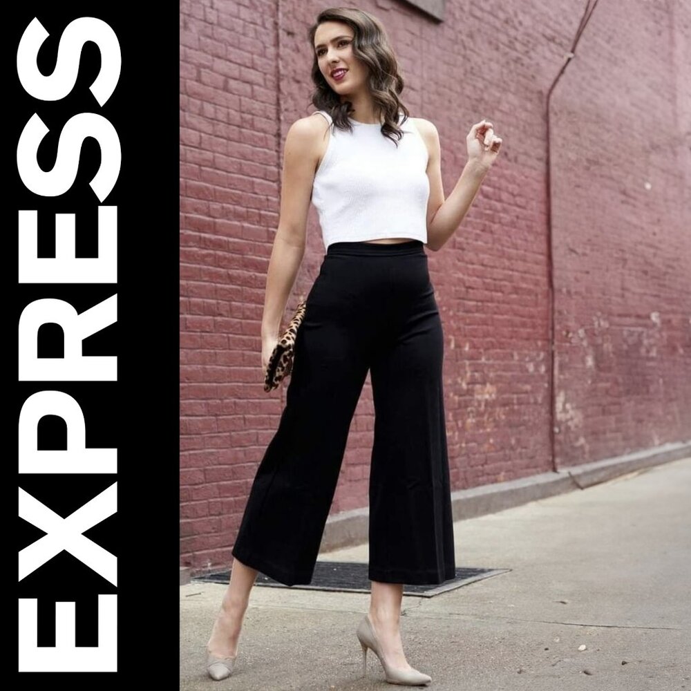 NWOT🎀 Express High Rise Black Culottes🎀